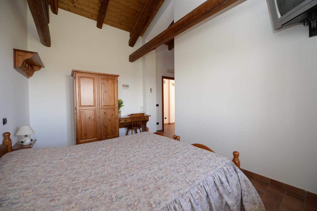 Agriturismo Le Oche Selvatiche Lauzacco Eksteriør bilde