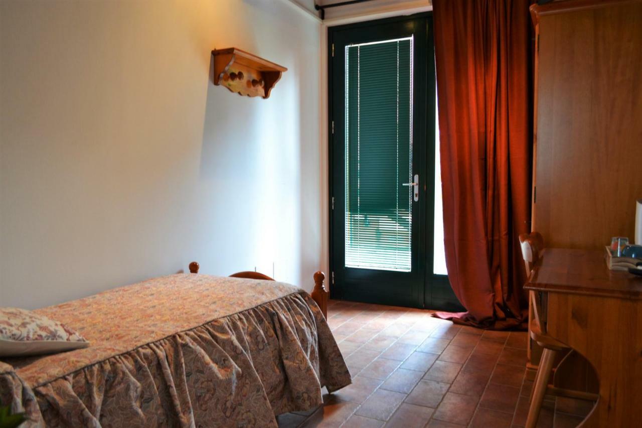 Agriturismo Le Oche Selvatiche Lauzacco Eksteriør bilde